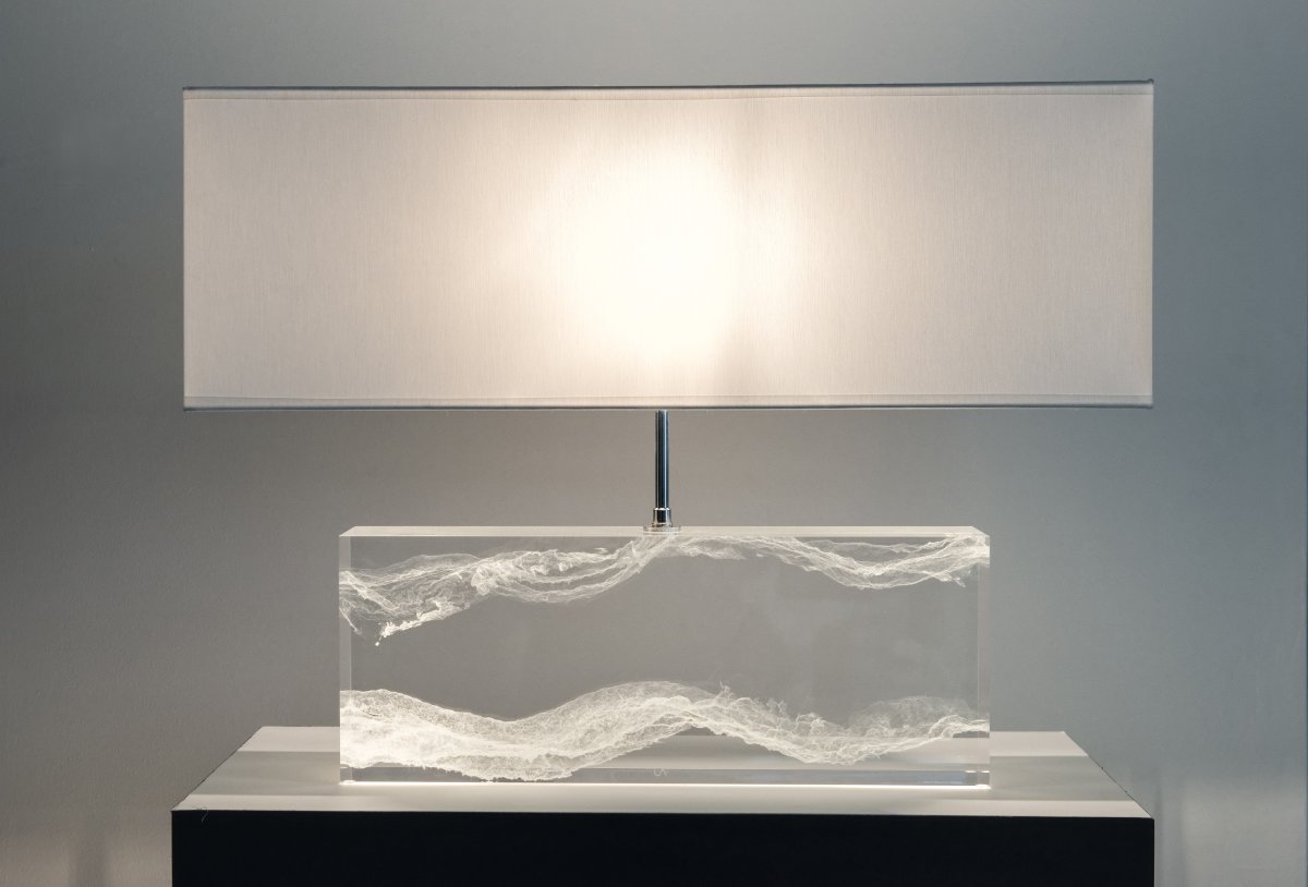 lampe en acrylique avec un design Cloud nuage, couleur blanc, Entreprise du Patrimoine vivant FIVA 